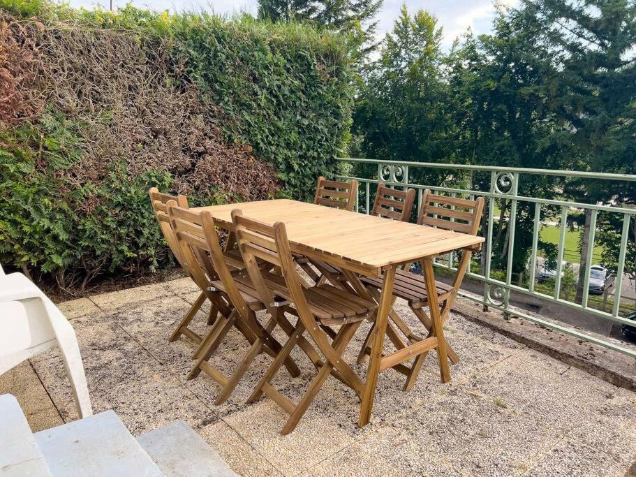 Maison Semi-Troglodyte Avec 4 Velos Rochecorbon Eksteriør billede